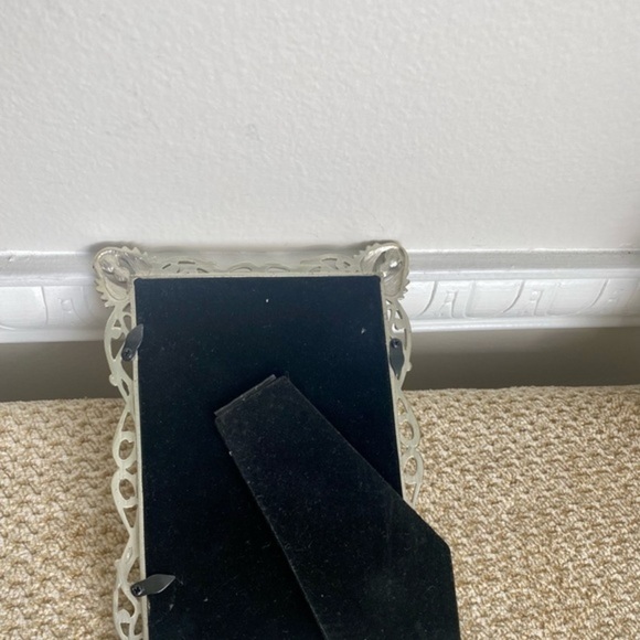 🌸Picture Frame🤍 - Picture 3 of 3